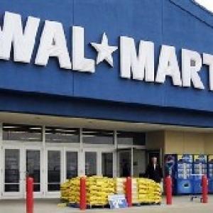 Walmart yet to decide on retail foray