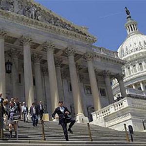 White House orders US govt agencies to start shutting down