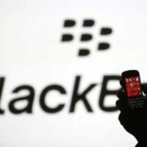 Former Apple CEO John Sculley mulls bidding for BlackBerry