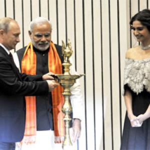 Modi, Putin promise to remove trade hurdles