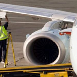 Fuel to SpiceJet only on immediate payment, say oil cos