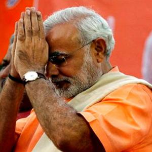 With Modi at helm, FIIs pump in $1.2 bn