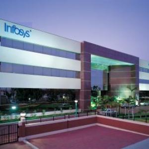 Ex-employee files NEW lawsuit against INFOSYS seeking damages
