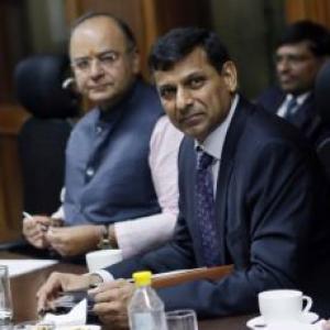 FinMin, RBI to decide on monetary policy framework by Dec end