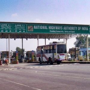 '350 national highways to have electronic toll plazas by Dec'