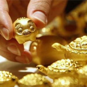 Gold imports may rise 89% to 100 tonnes in April