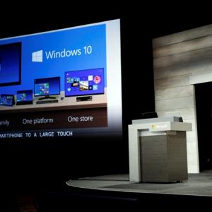 Microsoft opens Windows 10 to Apple, Android apps