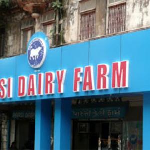 Closure 'rumour' sees patrons rush to Parsi Dairy Farm