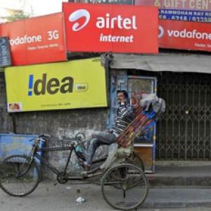 India expects to raise Rs 64,840 crore from spectrum auction