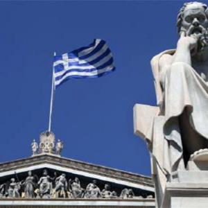 IMF calls for Greece debt relief ahead of bailout vote