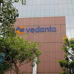 Vedanta makes $2.3 bn bid to buy out minority shareholders of Cairn