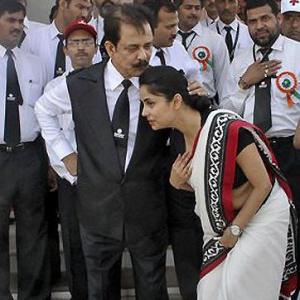 Supreme Court sets terms for Sahara chief's release