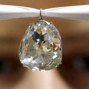 A diamond auction centre in India soon?