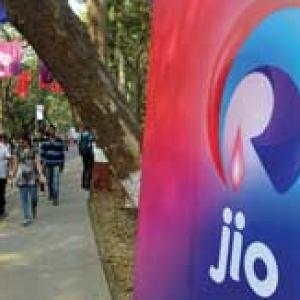 Reliance Jio's launch hits a roadblock