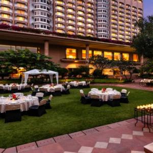 Blow to Indian Hotels as SC okays e-auction of Taj Mansingh