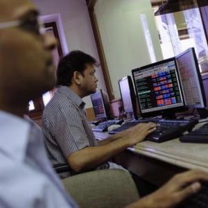 In Q2, foreign investors sold $3.2 bn of Indian stocks