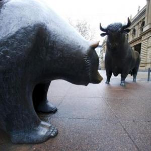 In 2018 will the markets see a bull run or be in a bear hug?