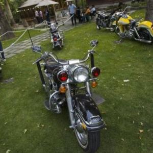 Flex-engine motorcycles to hit Indian markets soon: Gadkari
