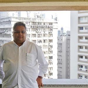 Rakesh Jhunjhunwala buys 0.5% pie in Yes Bank