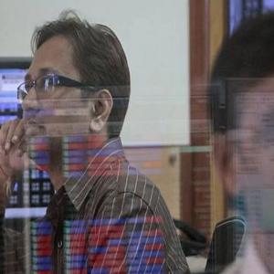 FPIs turn net buyers in Q1; invest $4 bn in equities