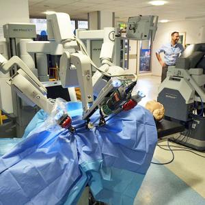 As robotic surgery catches on, MNCs make a beeline