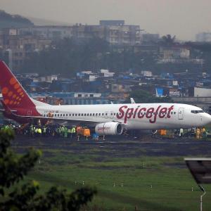 SpiceJet hits air pocket as losses mount