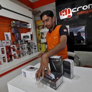 How India's handset makers are planning a comeback
