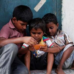 Covid-19: Mumbai, Delhi bring little cheer for telcos