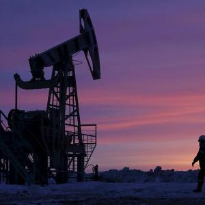 India to buy one-third less oil from Saudi Arabia