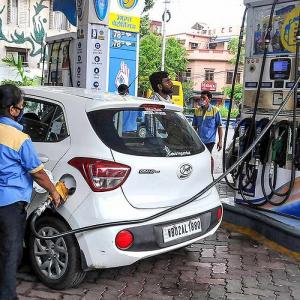 After Rajasthan, petrol crosses Rs 100-mark in MP