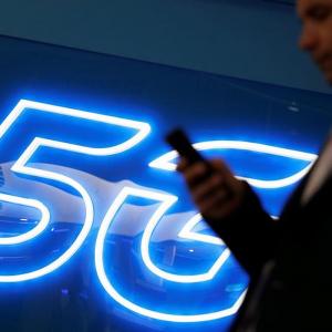 5G: Smartphone makers poised for a sharp rebound