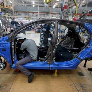 Auto sector going through long-term slowdown: SIAM