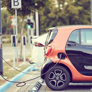 Lack of charging stations may short-circuit EV drive