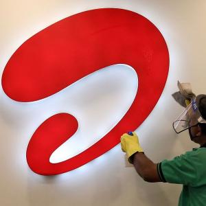 Bharti Telecom to buy 3.33% Airtel stake from Singtel