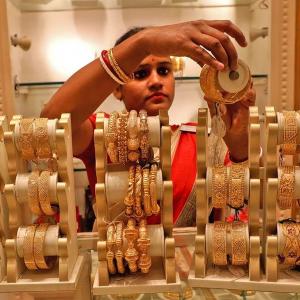 Amid global headwinds, gold gives 16.1% returns