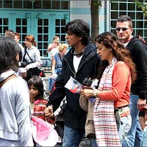 SRK, Juhi in Disneyland!