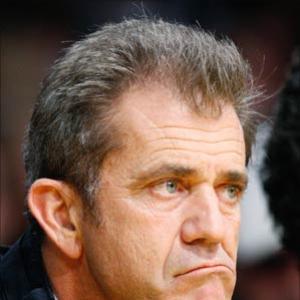 Mel Gibson: All men are 'dogs'