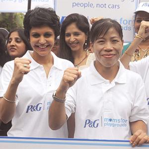 PIX: Mary Kom packs a punch for Mumbai moms