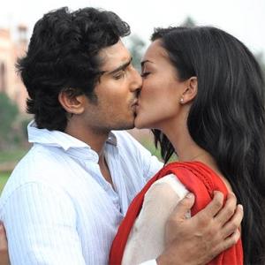 Prateik: Amy Jackson is a part of my life