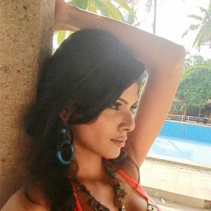 Sherlyn Chopra to sizzle at Cannes?