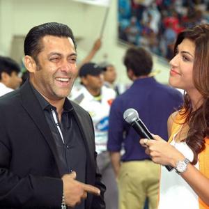 Salman wins, Sridevi loses at weekend cricket matches