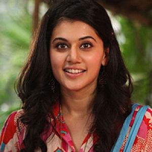 Chat@3.30: Connect with Chashme Baddoor actress Taapsee