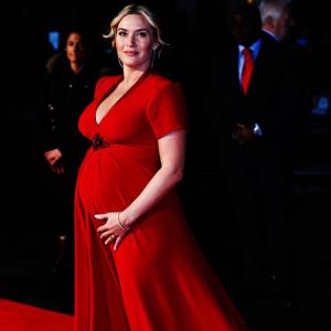 PIX: Pregnant Kate Winslet WINS the red carpet