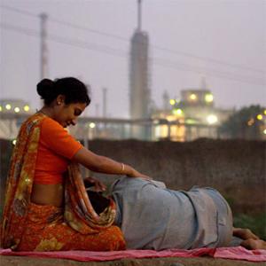 Review: Bhopal: A Prayer For Rain is a haunting film
