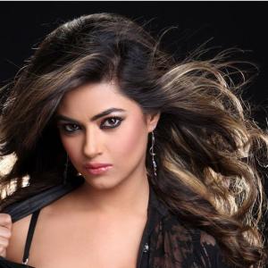 Meera Chopra: I am not comfortable with bikini scenes