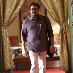 It's Mohanlal v/s Manju Warrier this weekend