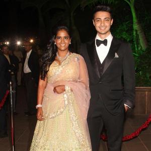 Arpita-Aayush's wedding reception: Salman and friends arrive