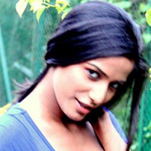Poonam Pandey finally signs a second film