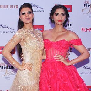 PIX: Jacqueline, Sonam mingle at Style awards