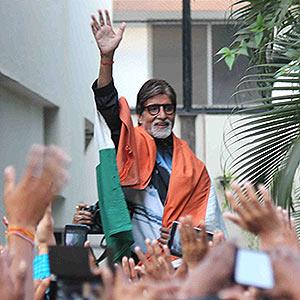 PIX: Amitabh Bachchan celebrates India's big win!